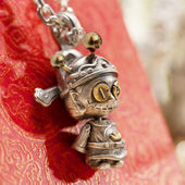 个性 S925银巫豆娃娃招财转运小财神吊坠挂件挂坠项链 流行复古时尚