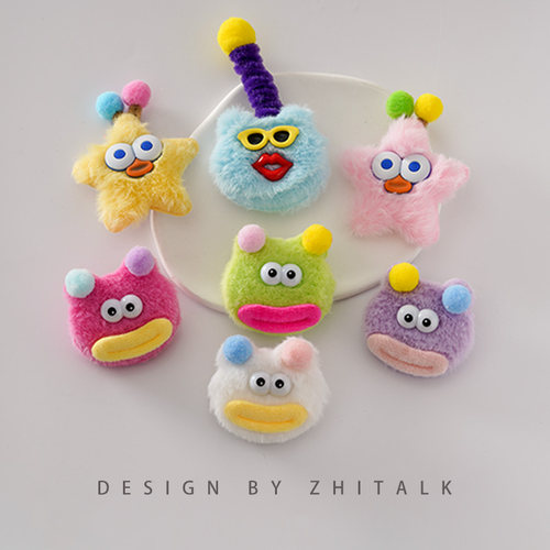 卡通大嘴巴丑娃娃胸针配饰