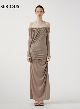 NONETONE 2026春季新款一字领褶裥连衣裙咖色修身显瘦长袖连衣裙