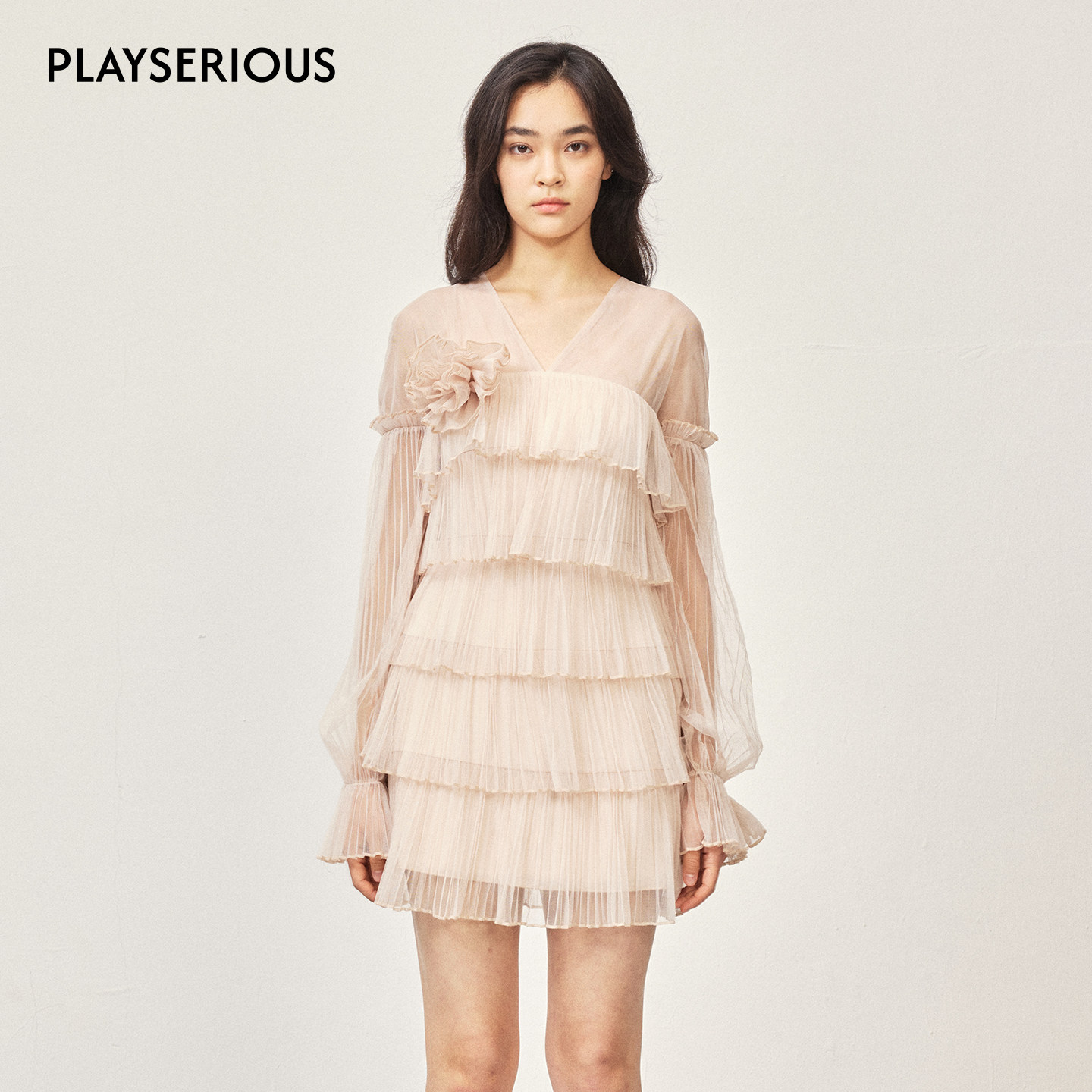 SSPARKLING 春夏新款长袖花朵飘逸层叠连衣裙女V领甜美蛋糕裙