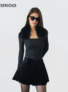 KIKI CHAU2025秋冬新款可拆卸毛领上衣丝绒百褶裙套装女气质套装