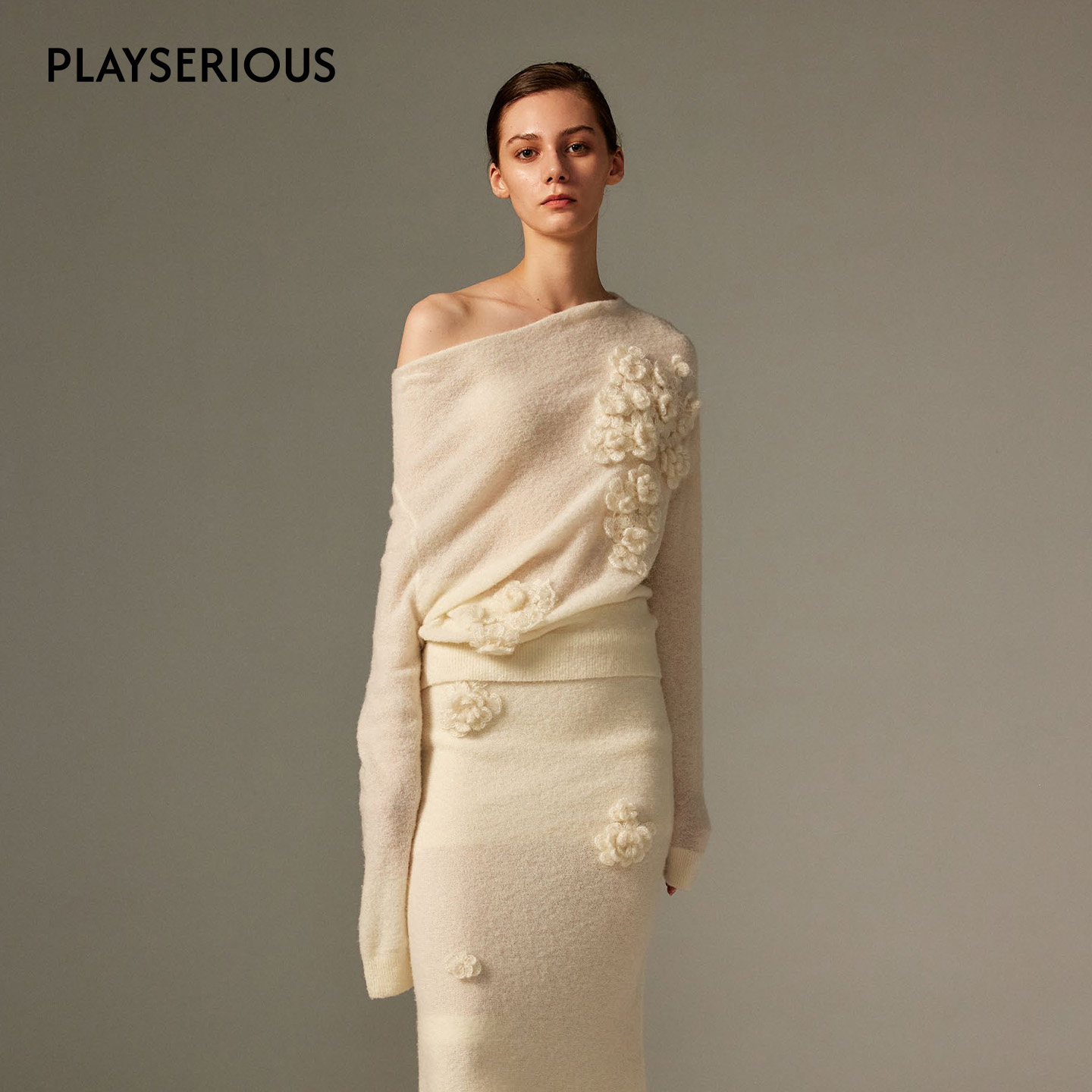 NONETONE 2025秋冬新款山茶花语系列意大利纱线手钩花针织套头衫