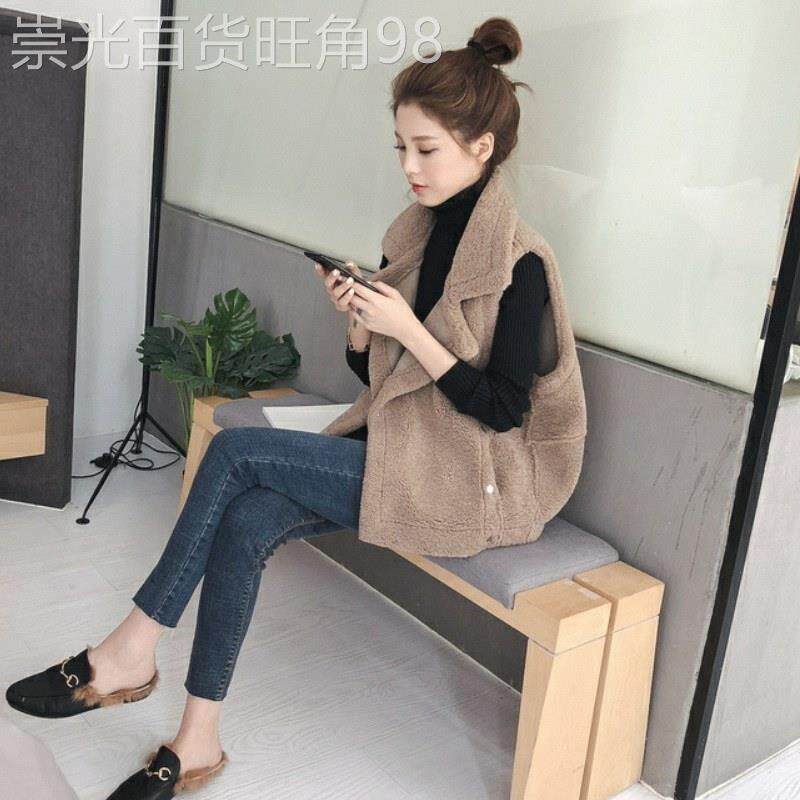 仿羊羔绒毛短外套女冬欧货爆款无袖背心皮毛一体加厚马甲坎肩上衣