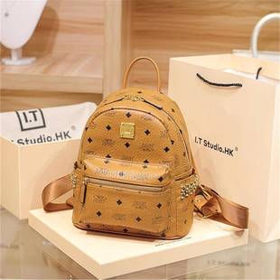 香港专柜正品2025新款奢侈品名牌真皮女双肩揹包旅行休闲 电脑书