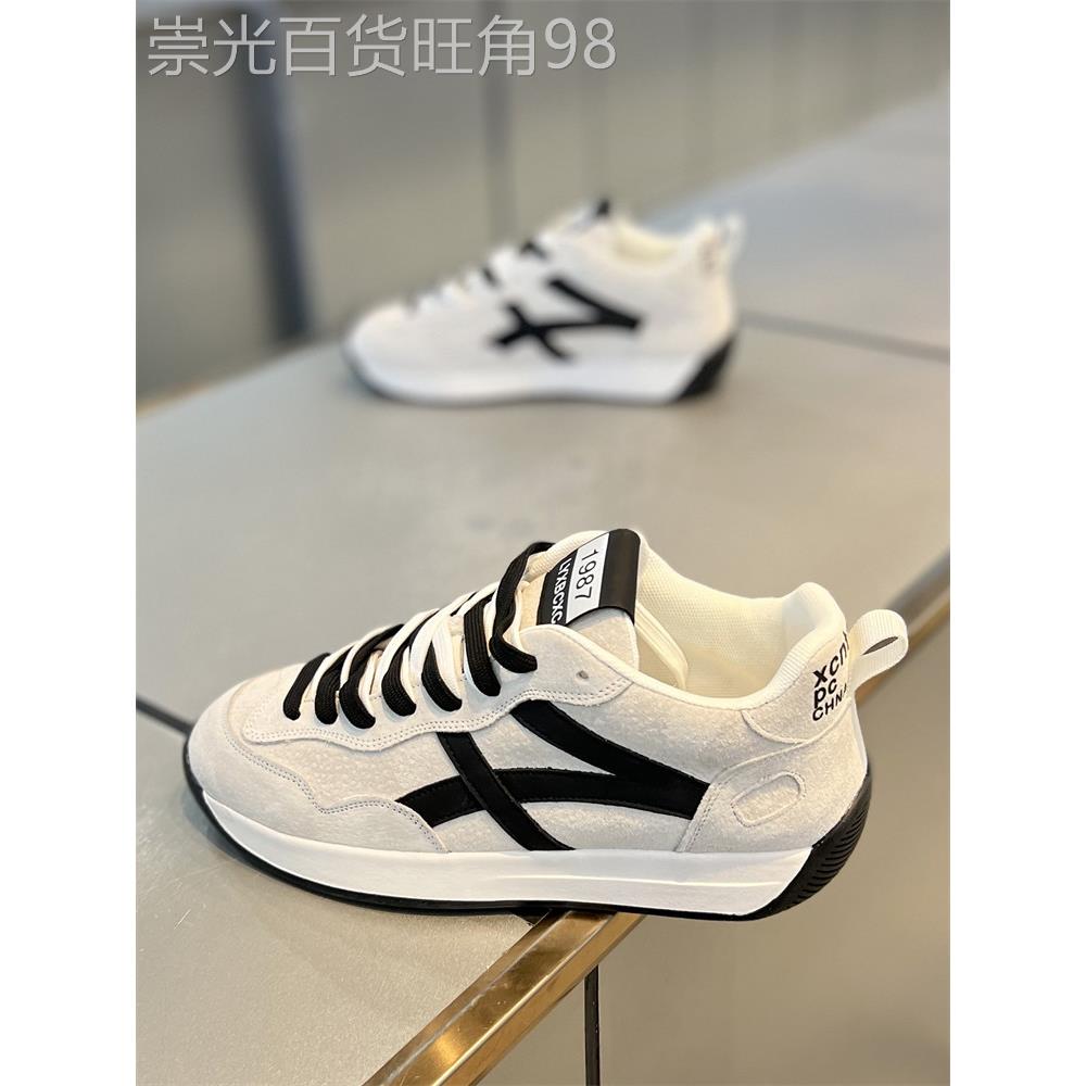 潮牌男鞋2025年秋季新款低帮运动鞋反毛皮轻便舒适小众个性阿甘鞋