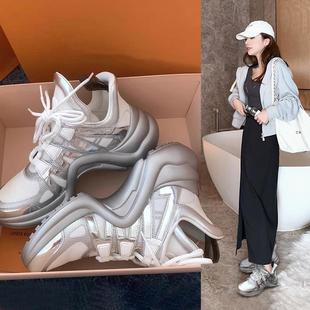 香港2025春秋季系带运动鞋女式厚底高跟跑鞋休闲圆头配色老爸鞋