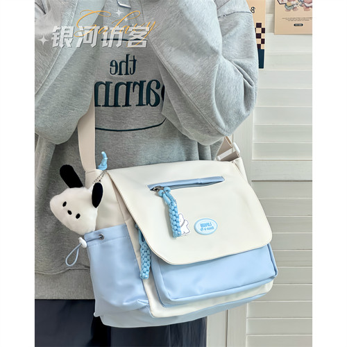 日系ins复古斜挎包包女 简约休闲单肩背包大学生上课百搭邮差包男