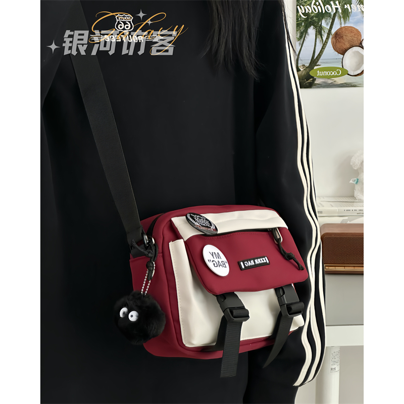 介斜挎包真的复古又百搭！