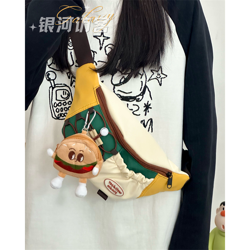 好好康的撞色胸包~复古百搭女