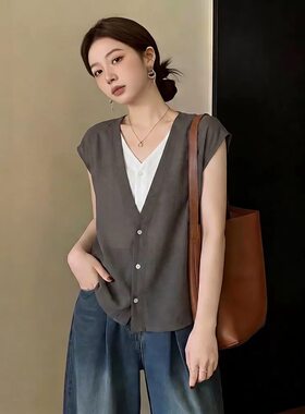 假两件拼接V领麻料无袖衬衫女2026夏季新款显瘦百搭气质背心小衫