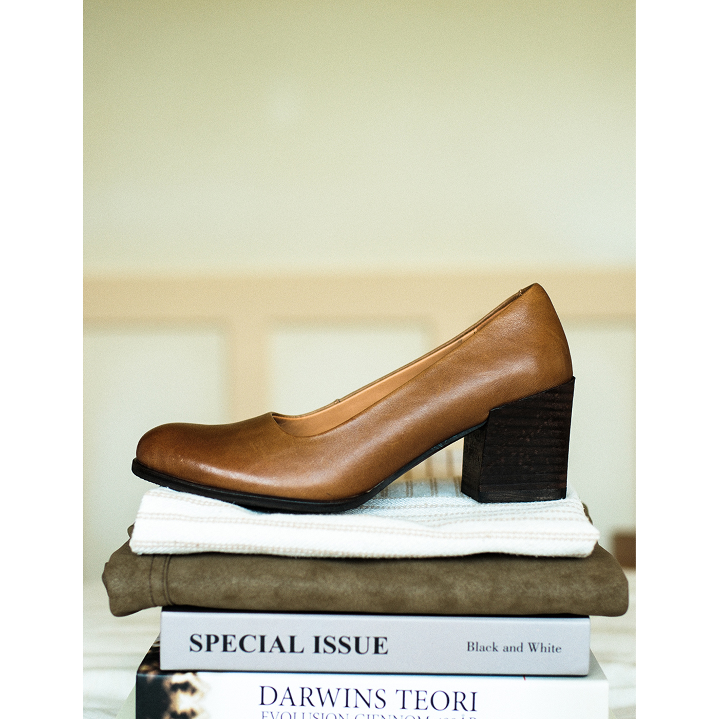 敦绿岛·时光旅人｜匆匆Hurry粗跟高跟鞋复古通勤单鞋