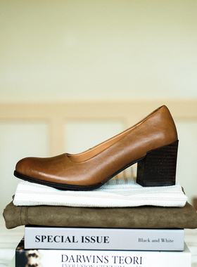 敦绿岛·时光旅人｜匆匆Hurry粗跟高跟鞋复古通勤单鞋