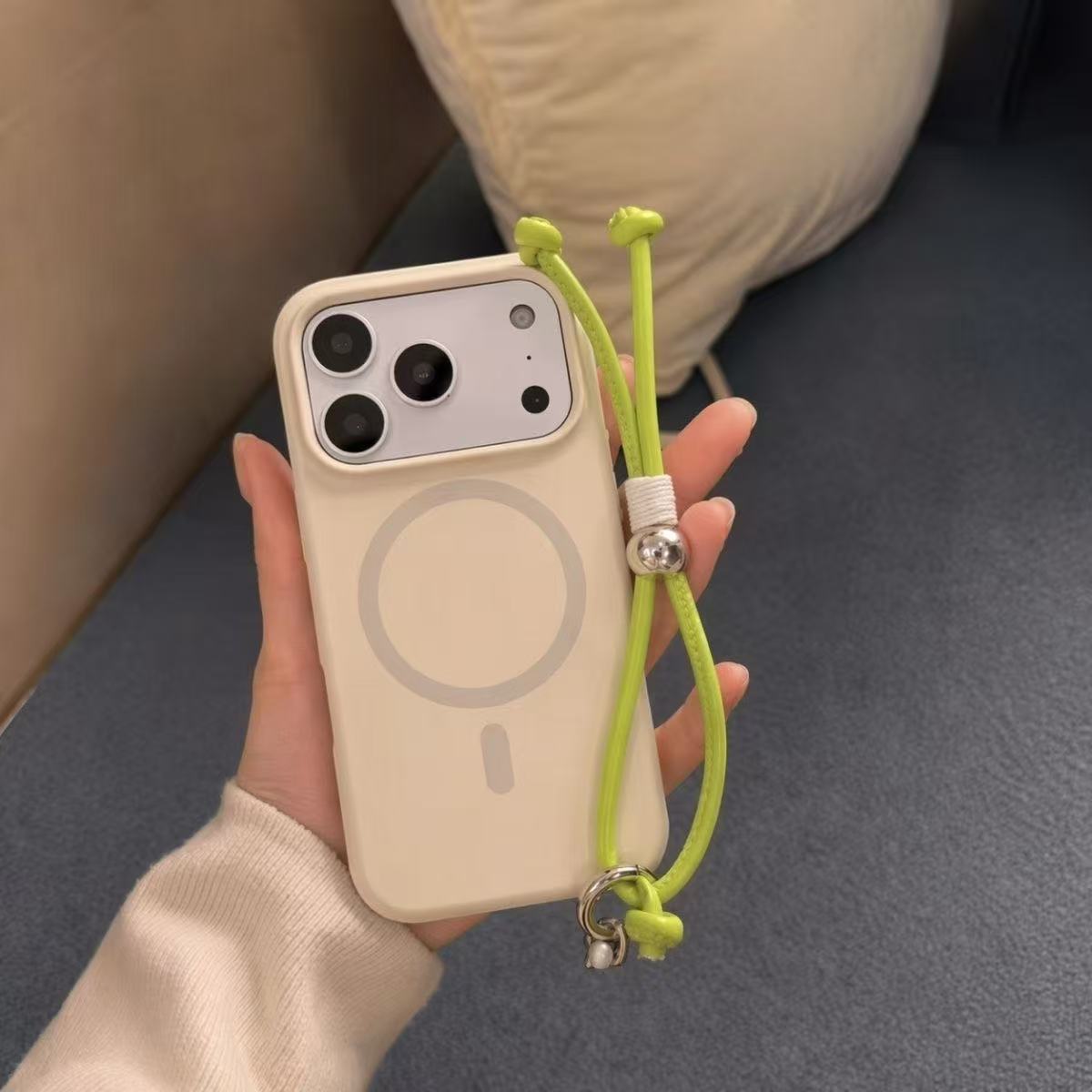 金洋壳青苹果手机链新品促销