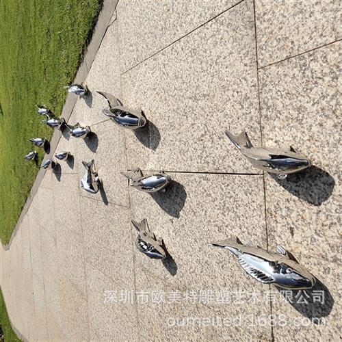 现代金属不锈钢鱼景观池塘喷泉流水摆件雕塑镜面装饰挂品订购