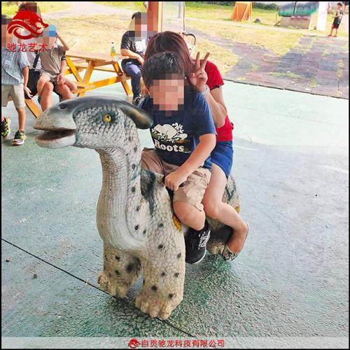 恐龙电瓶车大型恐龙跑跑车户外公园儿童收费玩具恐龙坐骑橡胶恐龙,玩具/童车/益智/积木/模型,大型组合式游乐设备,淘宝优惠券,粉丝福利购,淘宝优惠卷