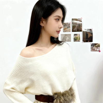 奈斯帕2025冬季新款法式温柔气质设计感针织衫女露肩百搭打底上衣