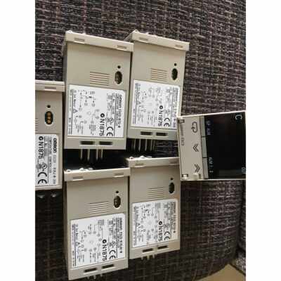 正品温控器E5CS-Q1PU/Q1KJU/QKJU/RKJU/R1KJU/R1P/RTU/R1TU/QPU-W