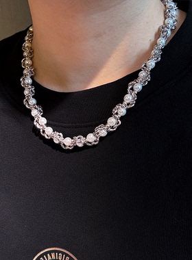 钛钢粗款重工珍珠缠绕男颈链小众设计项链锁骨链女百搭毛衣链饰品