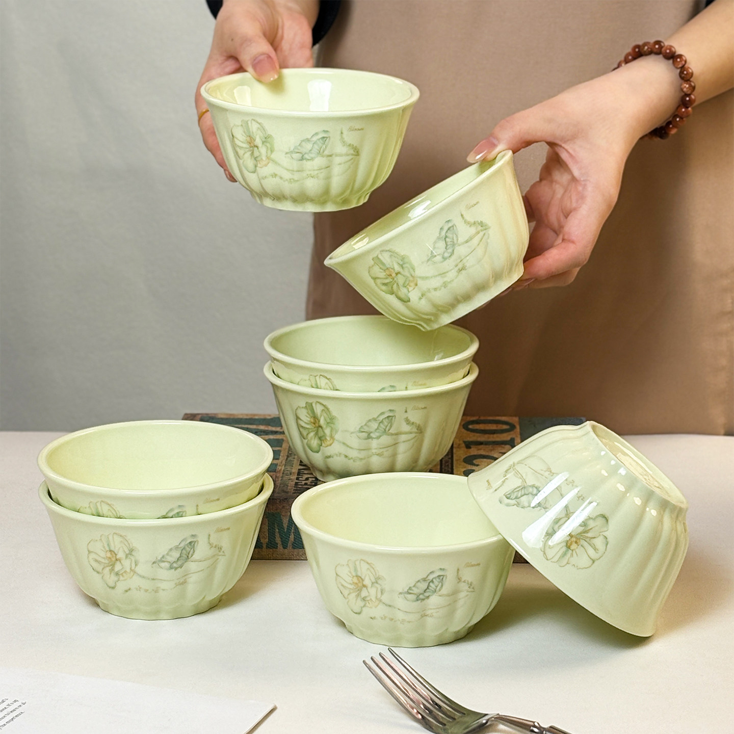 韩式饭碗家用2026新款绿色粉色花卉米饭碗小号高颜值创意陶瓷餐具