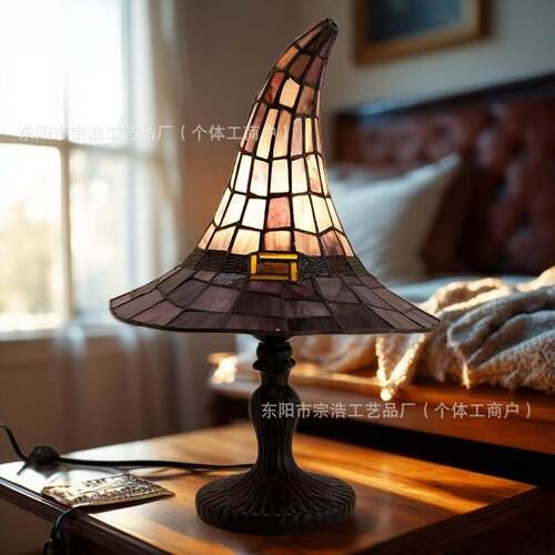 跨境独立站新款Witch Hat Lamps 创意家居哥特式夜灯礼物女巫帽灯