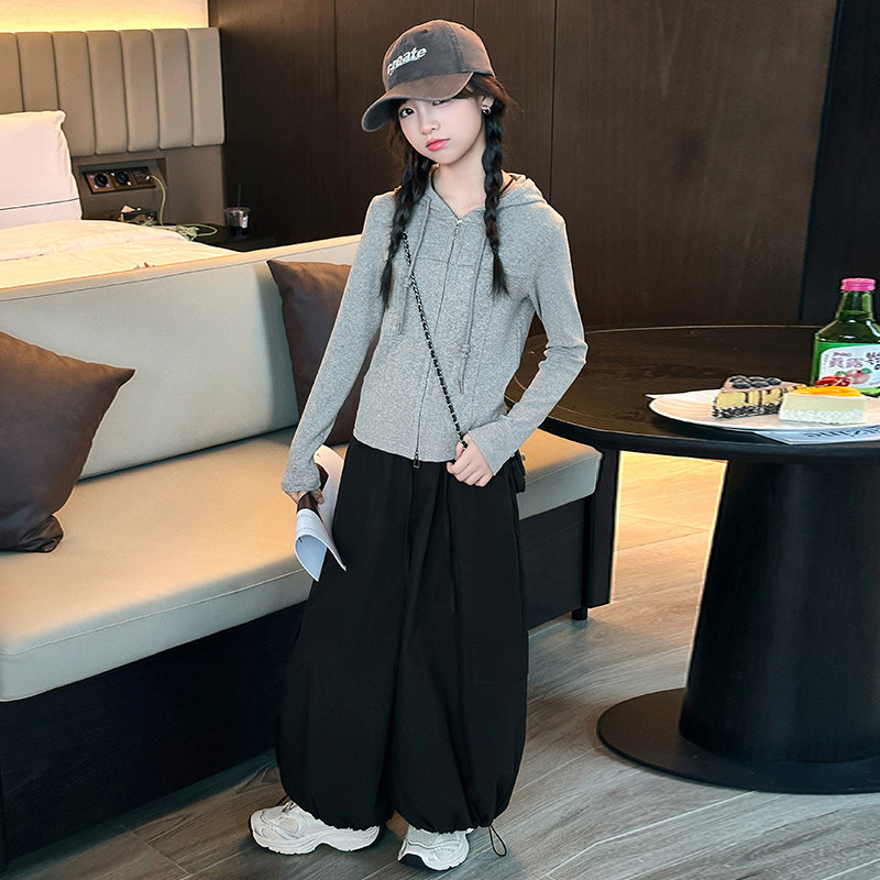 女童毛衣开衫女孩舒适时髦百搭流行女生衣服潮款经典网红韩版超酷