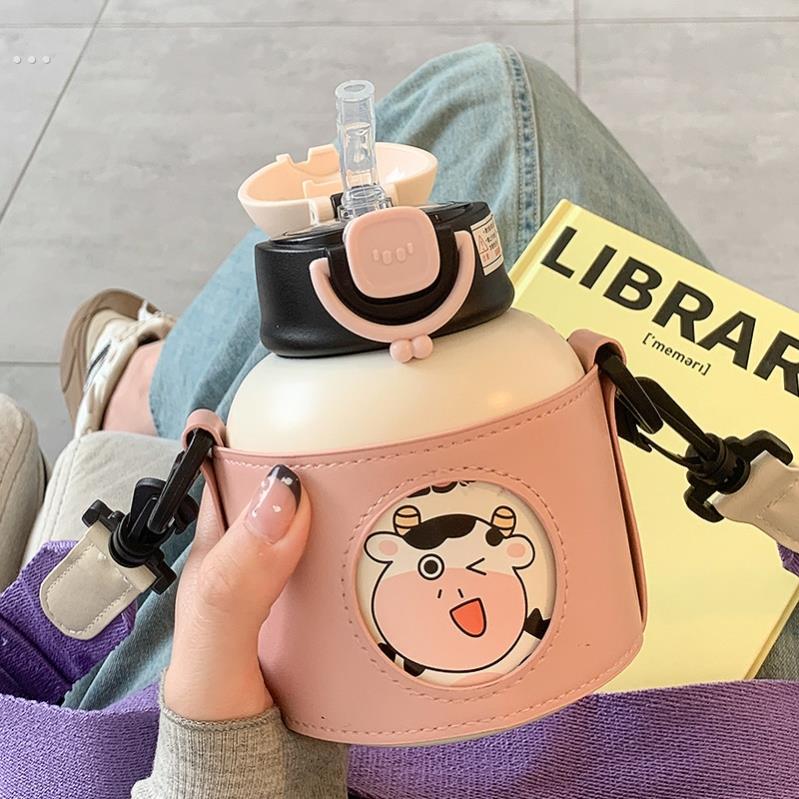 可爱保温杯女士高颜值带吸管水杯便携水壶女生超萌儿童斜挎大肚杯