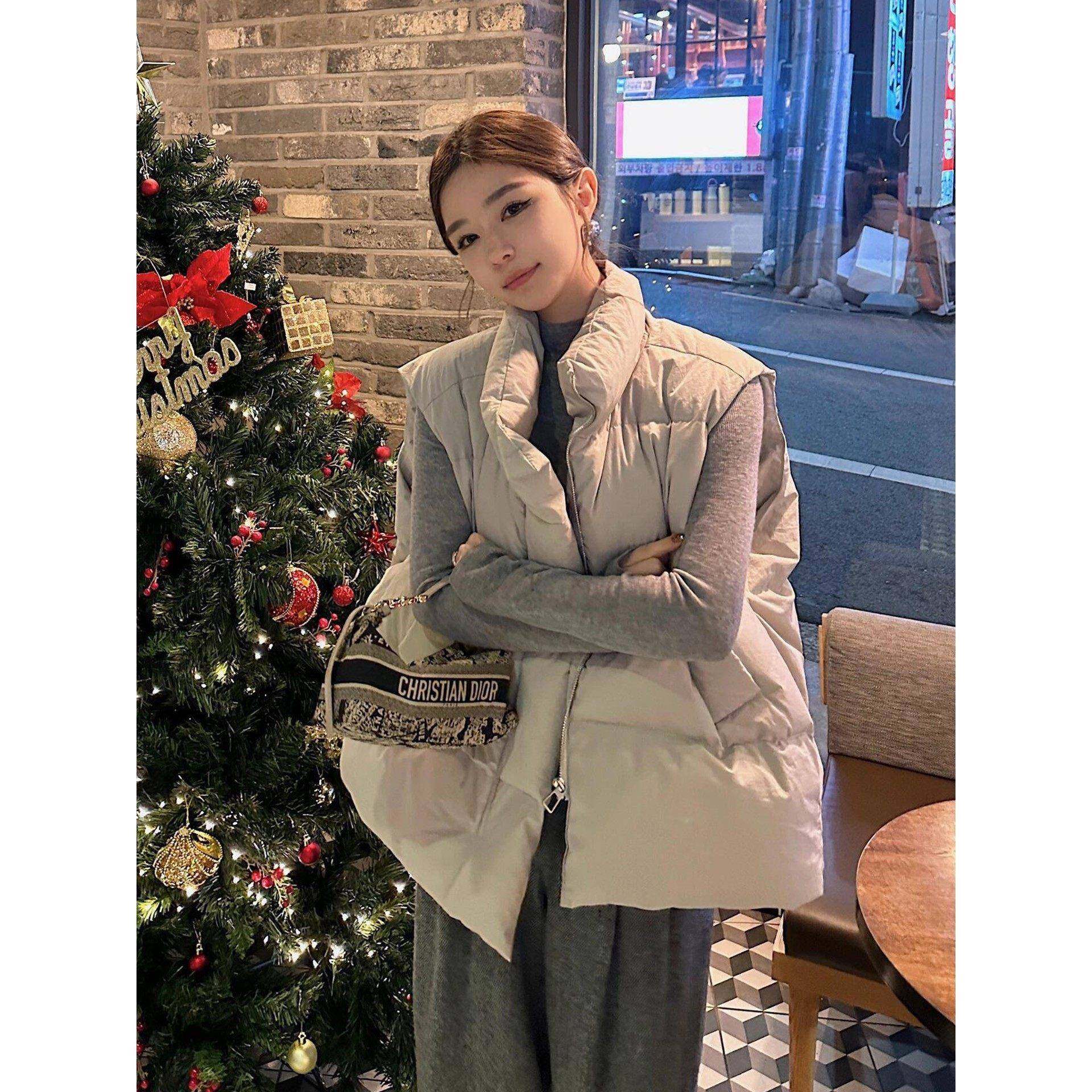 潮牌羽绒马甲女外穿2025秋冬新款学院风宽松加厚背心马夹坎肩外套