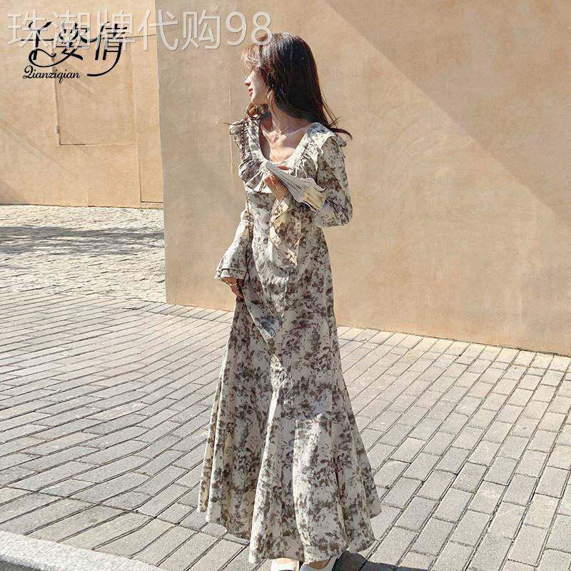 茶歇法式碎花连衣裙女初春2026新款小众设计高级感复古气质鱼尾裙
