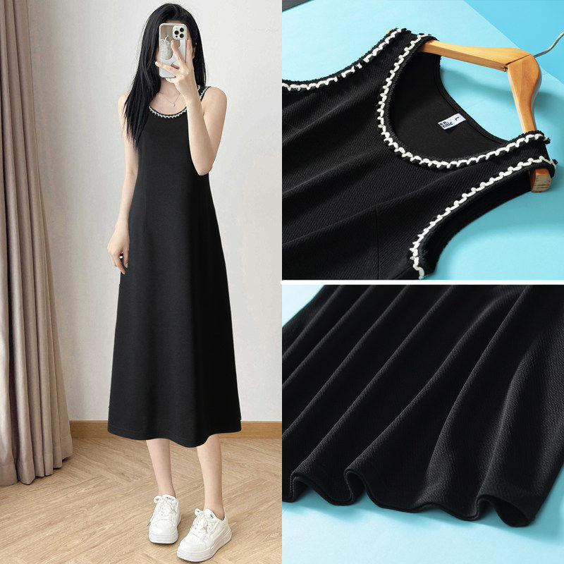 2026春夏新款简约风黑色无袖背心裙女花边拼接A字显瘦收腰连衣裙