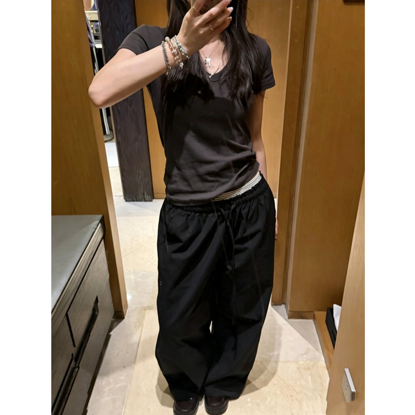 Rebornique 2026春夏韩系套装软糯舒适正肩T恤+不规则背心搭配女