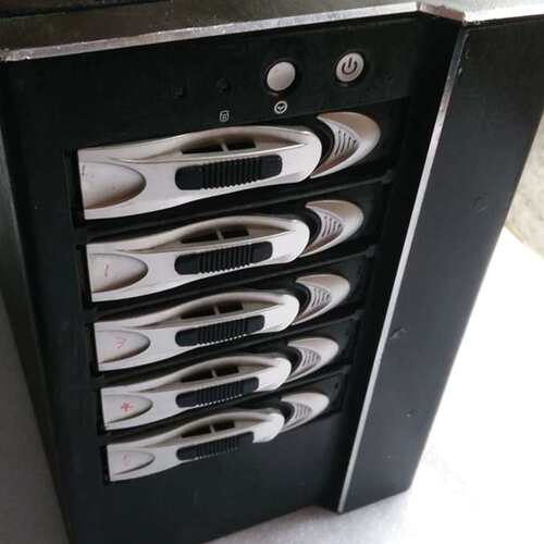 网络储存柜 ADT-M200-C009 X14-67296 5盘位 服务器硬盘口议价