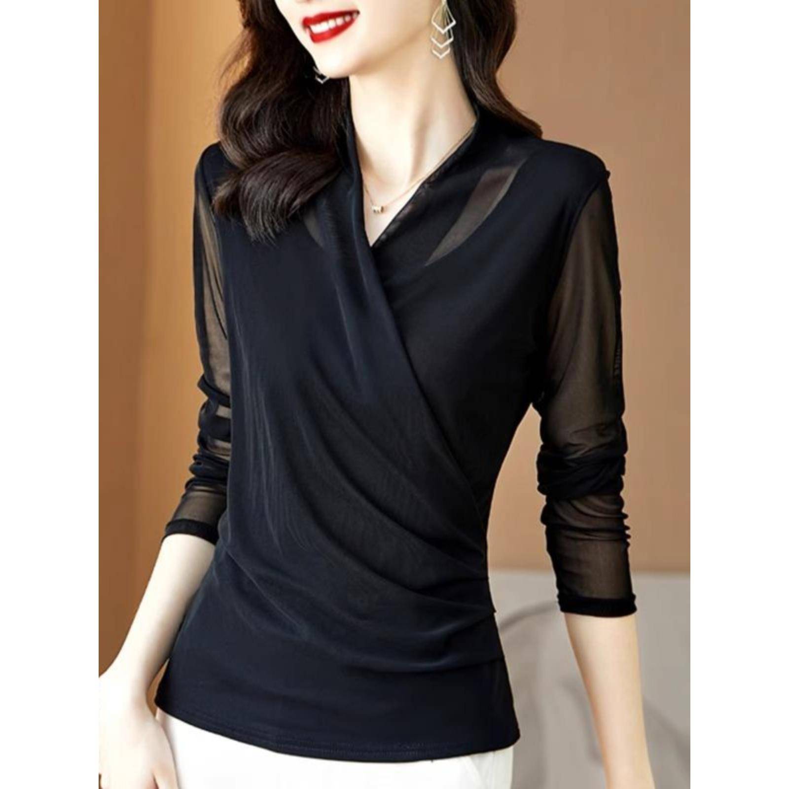 春秋蕾丝V领打底衫2025新款女士时尚洋气时髦大码上衣遮肚肉显瘦