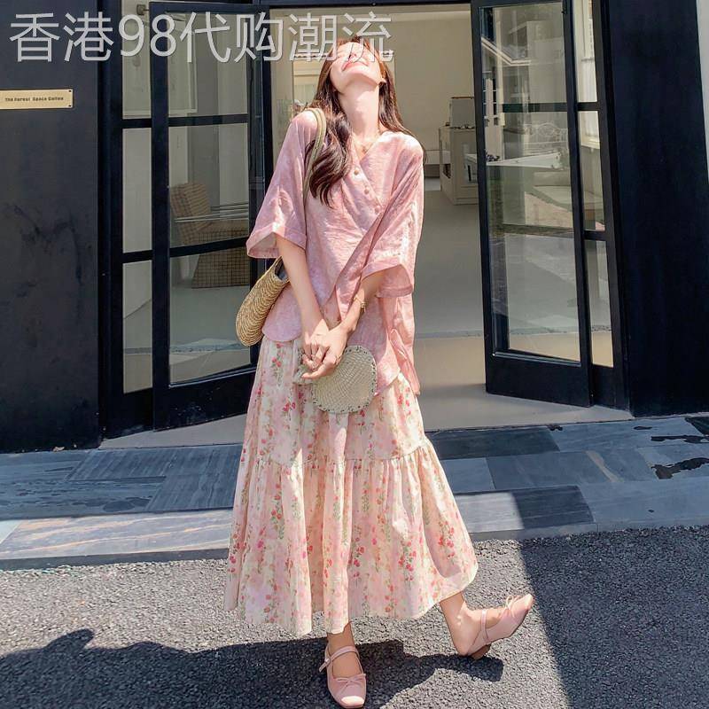 粉色提花衬衫叠穿碎花半身裙女夏2026新款气质温柔慵懒风两件式套