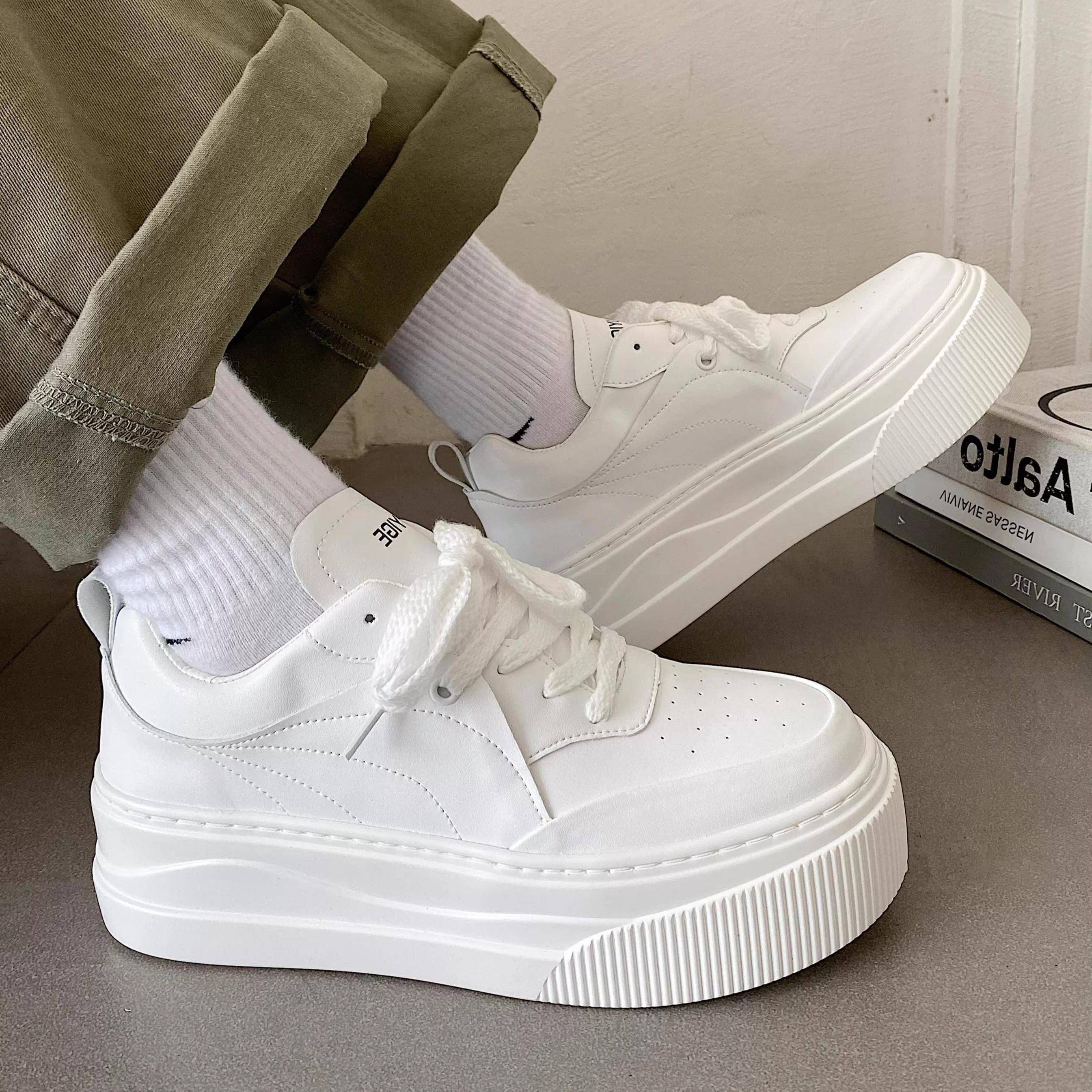 潮牌2025秋冬季新款时尚松糕厚底板鞋内增高小白鞋男生百搭休闲鞋