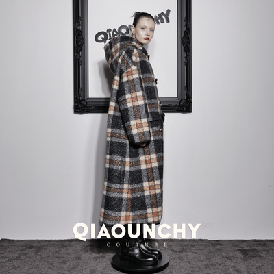 俏云曦桔棕色格纹长款外套25秋冬
