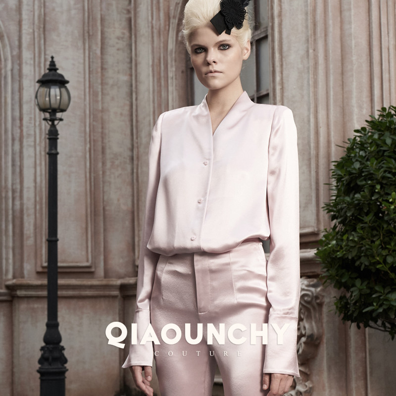 山茶粉 QIAOUNCHY俏云曦｜法式优雅连立领宽肩长袖直筒衬衣25早秋,女装/女士精品,衬衫,淘宝优惠券,粉丝福利购,淘宝优惠卷