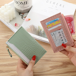 卡包女新款女士钱包鳄鱼纹钱包多卡位小清新可爱学生小钱夹女