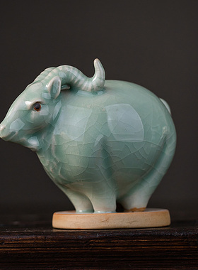 态白景德镇手工陶瓷羊眉吐气摆件家居客厅酒柜办公室桌面创意装饰