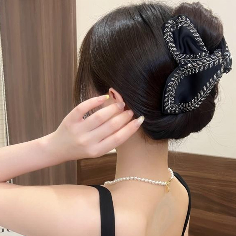 lastkiss麦穗抓夹小香风马尾