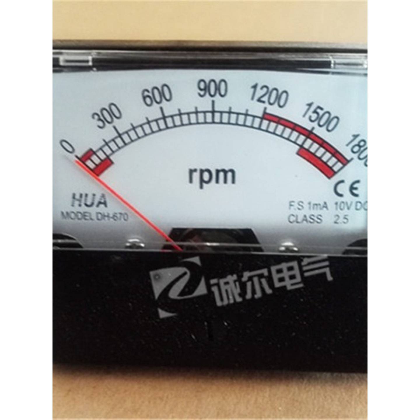 HUA华伟DH670指针式直流交流电压变频器用转速表1800rpm转/DC10V