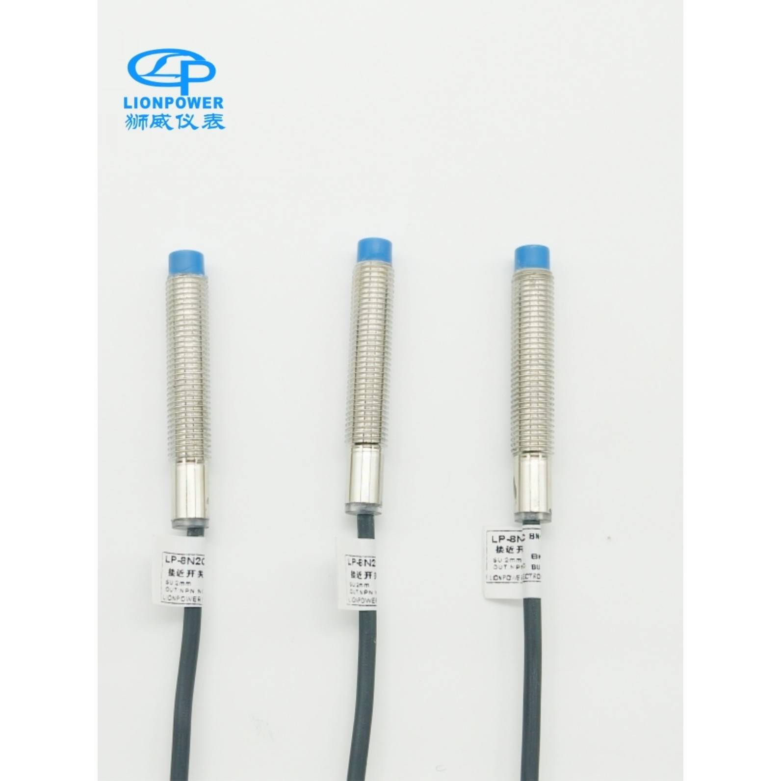 LIONPOWER/狮威 LP-8N2C P2C圆柱形M8感应接近开关传感器NPN常开