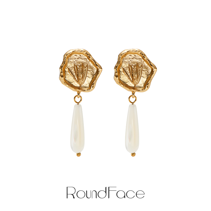 RoundFace24SS金属贝母水滴耳环