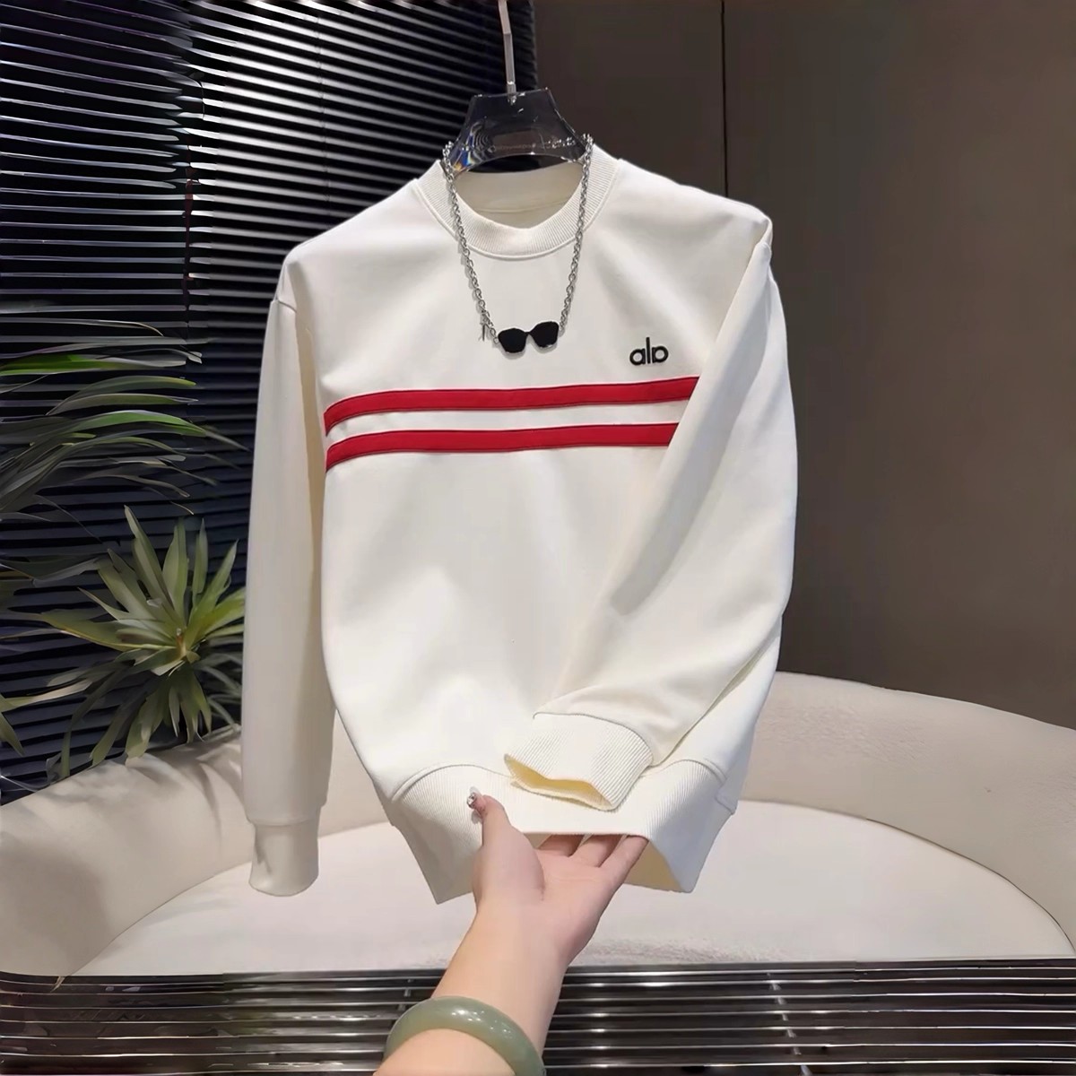 冬季新款男士条纹字母刺绣卫衣