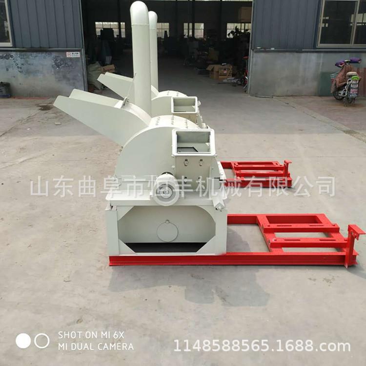 河南干湿两用移动版木材粉碎机多功能锤片式粉碎机