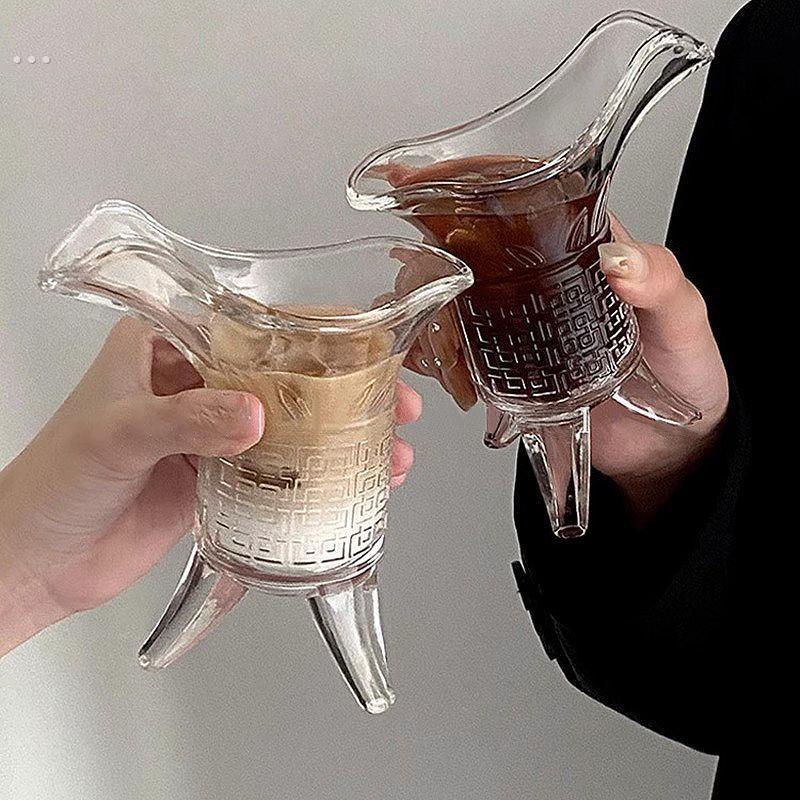 ins搞怪彷古秦始皇茶杯杯子爵杯古代帝王三足杯创意酒杯玻璃杯