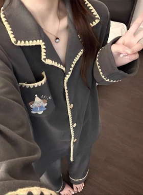 灰色萌狗德绒睡衣女款2025秋冬季网红保暖加厚休闲可爱家居服套装