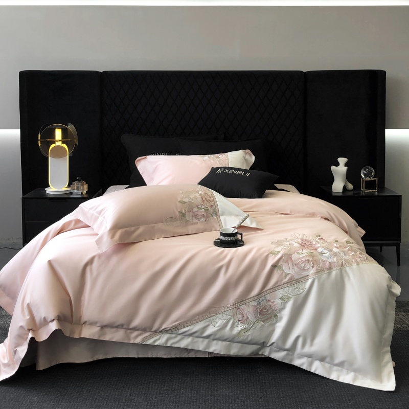 高级100S匹马棉四件套花卉刺绣