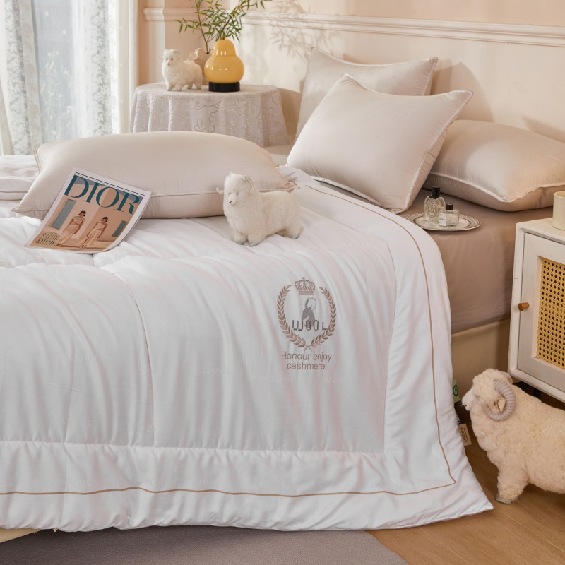 轻奢高端100%羊毛被抗菌