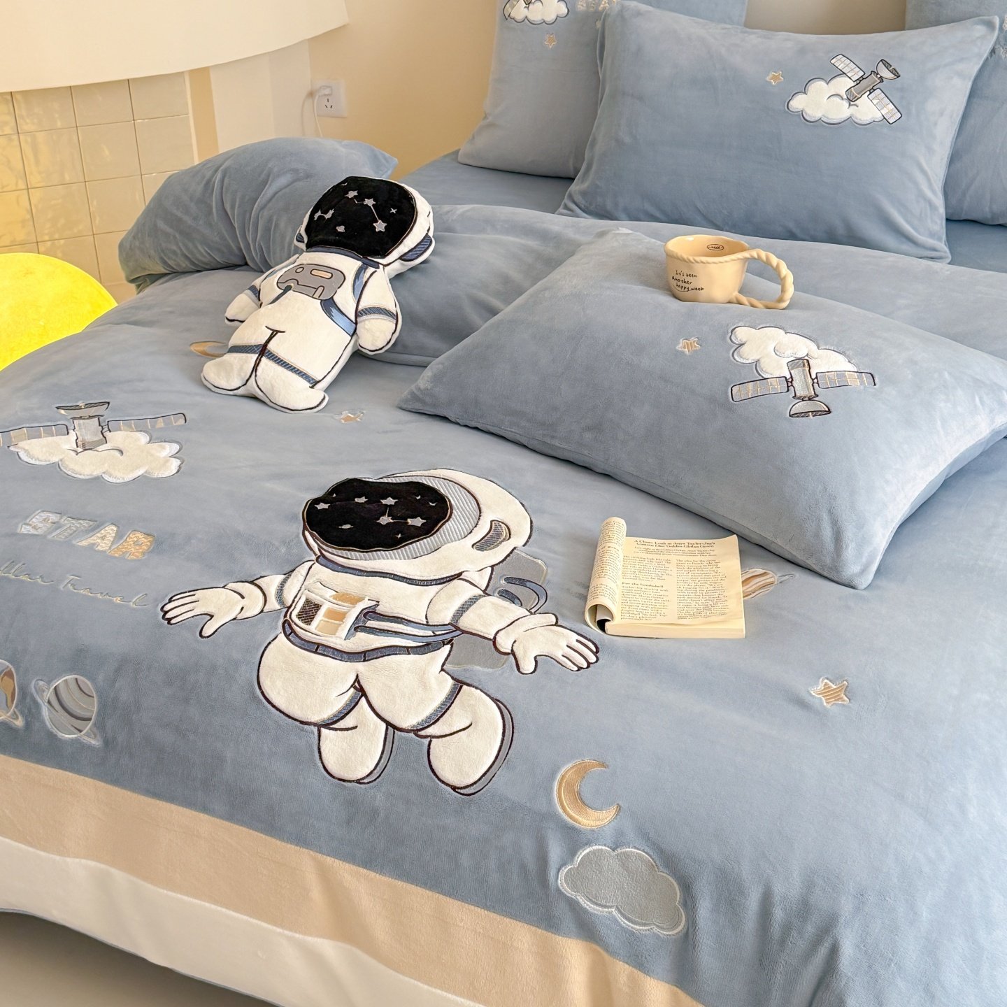 红花车秋冬卡通保暖牛奶绒四件套贴布绣被套床单男孩卧室三件套,床上用品,床品套件/四件套/多件套,淘宝优惠券,粉丝福利购,淘宝优惠卷