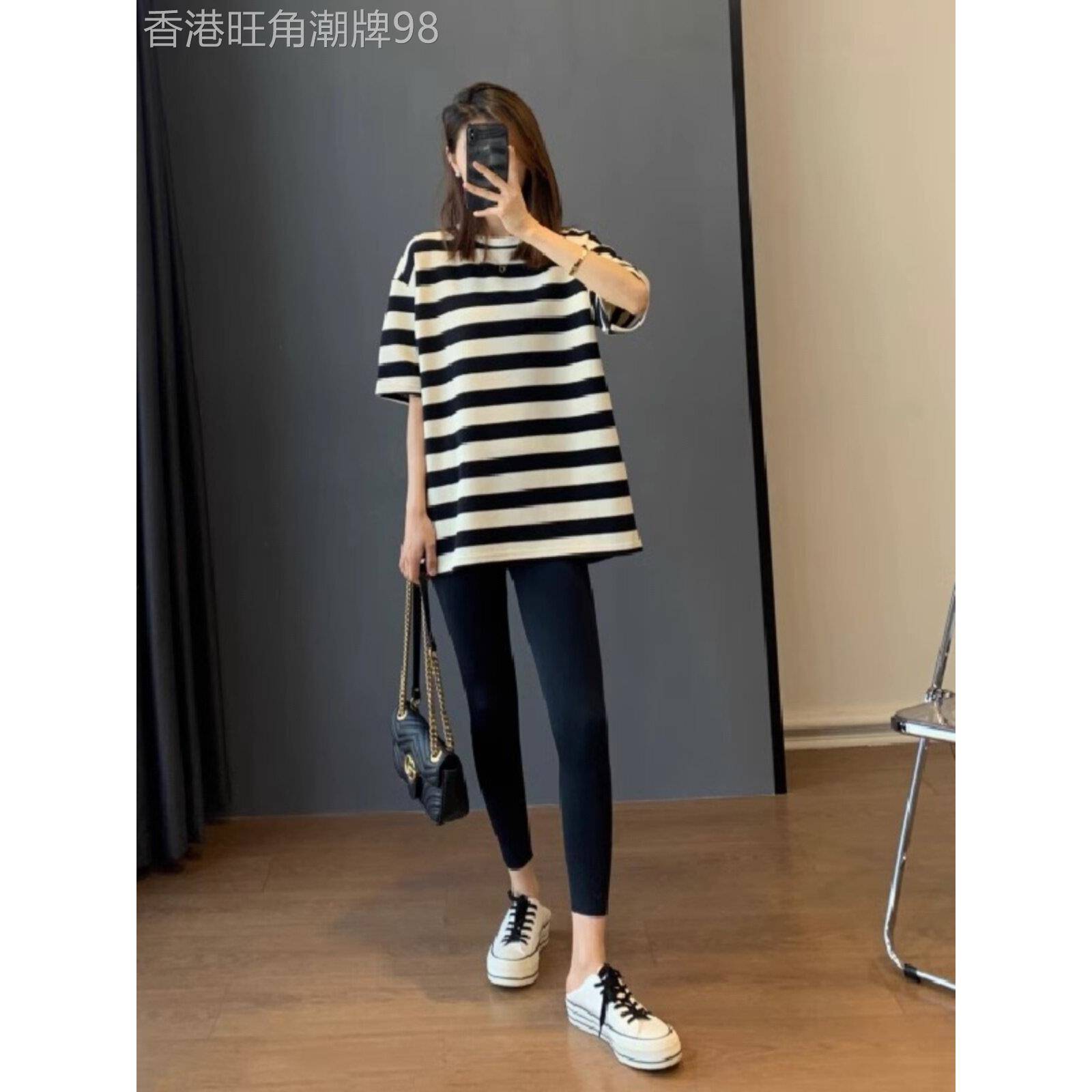 条纹短袖t恤为妇女夏季新瘦Look半袖t恤中长鲨鱼裤配套上衣